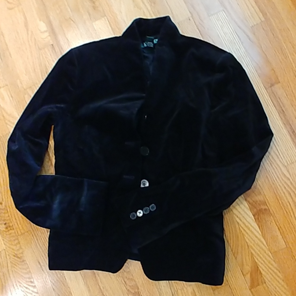 Black velvet blazer with Mandarin collar
